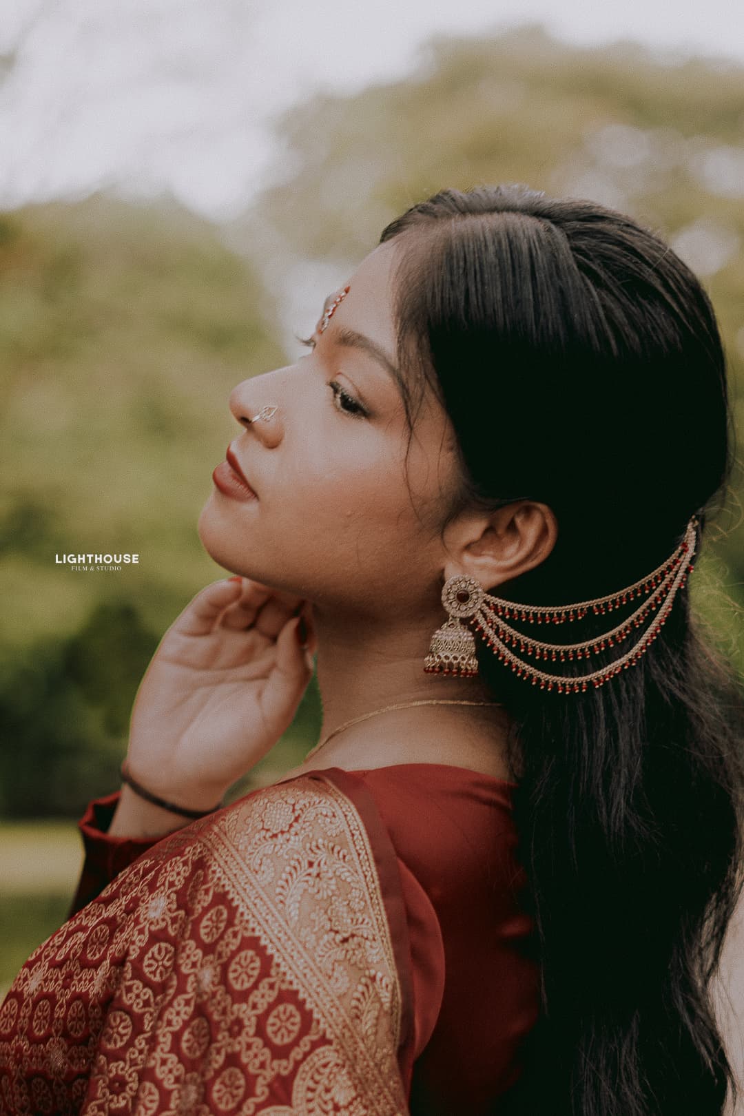 Apeksha Tamil photo-shoot gallery image 9